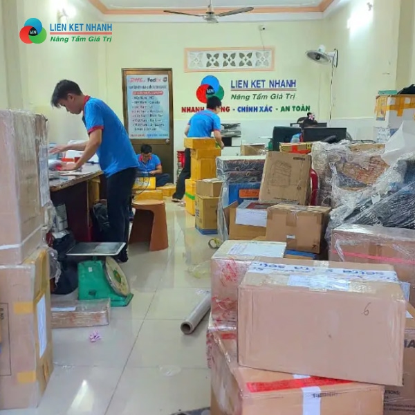 Liên Kết Nhanh cung cấp dịch vụ gửi hàng đi Nhật chuyên nghiệp