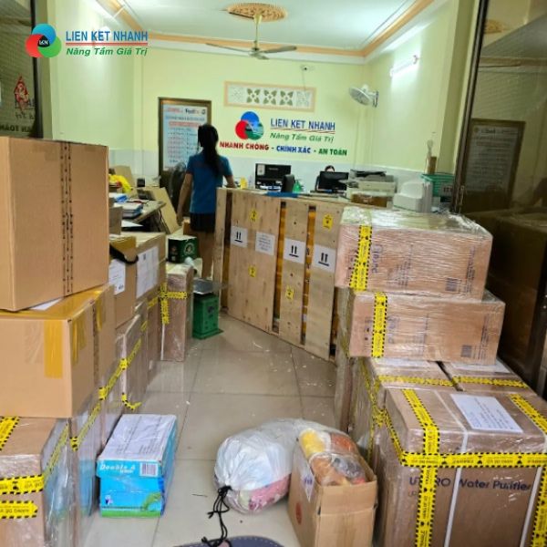 Liên Kết Nhanh cung cấp dịch vụ gửi hàng đi Mỹ kèm bảo hiểm toàn diện