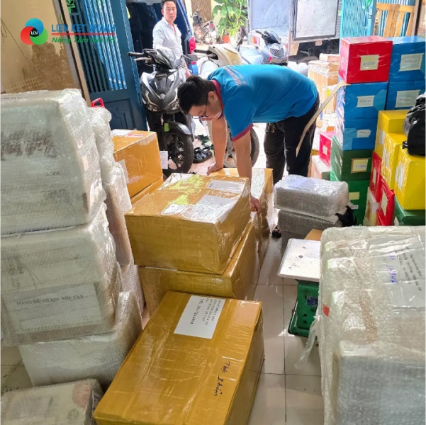 Nắm rõ quy định khi gửi và nhận hàng hóa