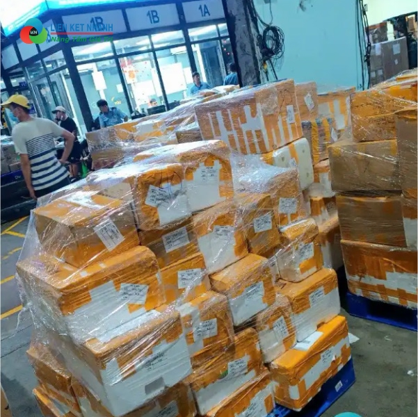 Liên Kết Nhanh chuyên cung cấp dịch vụ vận chuyển chuyên tuyến hàng hóa sang Nhật 