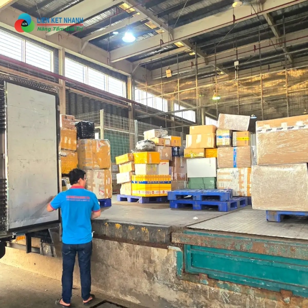 lựa chọn một đơn vị vận chuyển hàng Hàn Quốc uy tín trong ngành